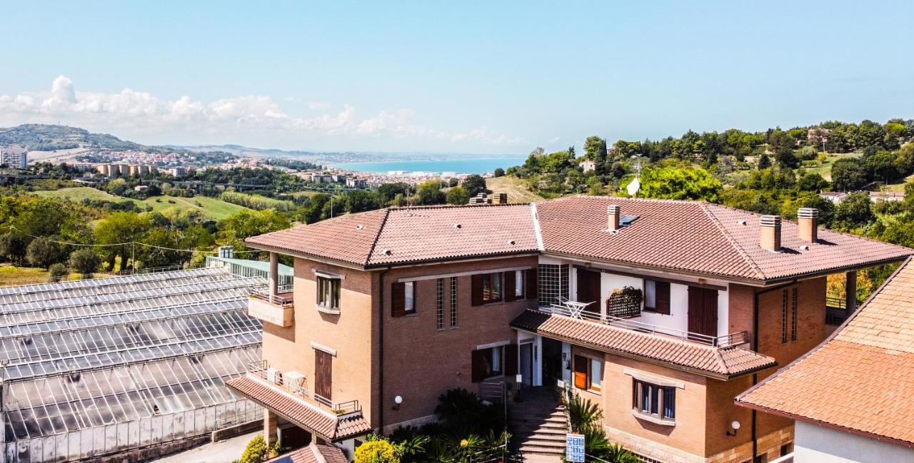 Fiori Del Conero Villa Ancona Dış mekan fotoğraf